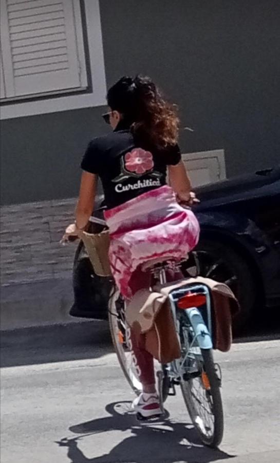 הוילה אבולה Curchitica מראה חיצוני תמונה