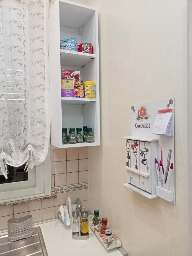 הוילה אבולה Curchitica מראה חיצוני תמונה